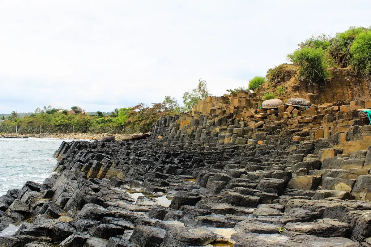 Basalt columns of Ganh Da Dia along the coast of Phu Yen